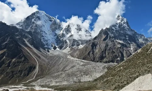How to Stay Hydrated on the Everest Base Camp Trek